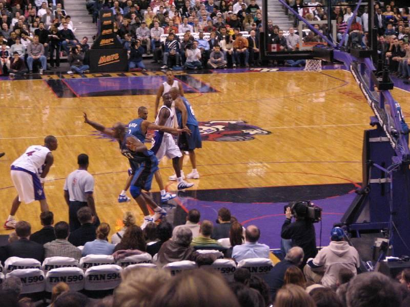 Raptors - 02.04.2005 262.jpg